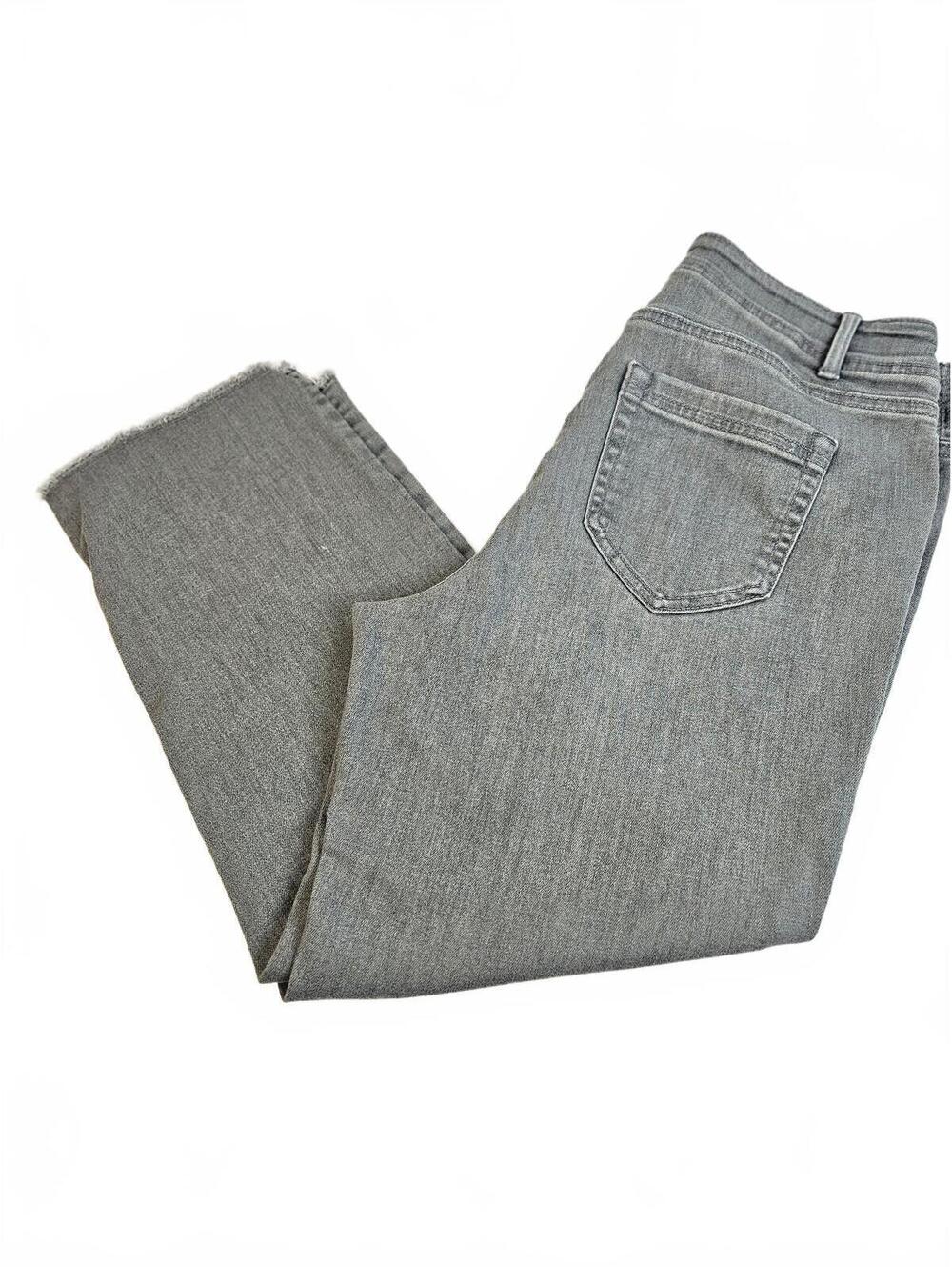J Jill High-Rise Straight Leg Crop Jeans in a Grey Wash-Women's Size 10Petite